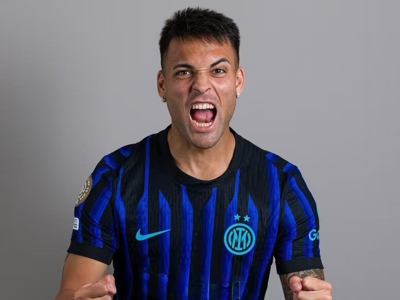 的强烈不满 的强烈不满