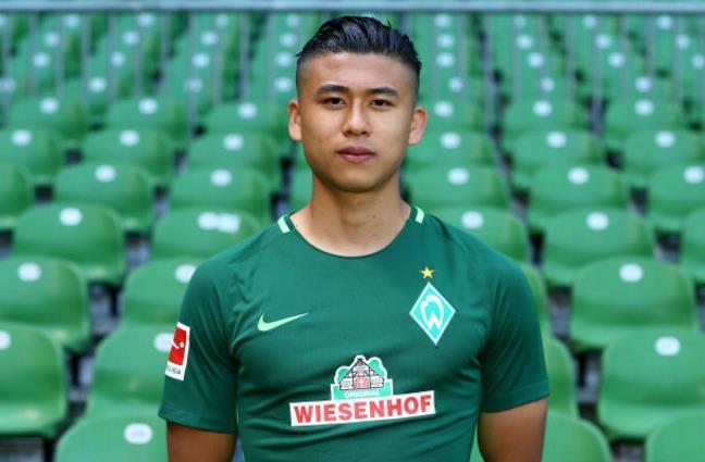 在压力下保 在压力下保