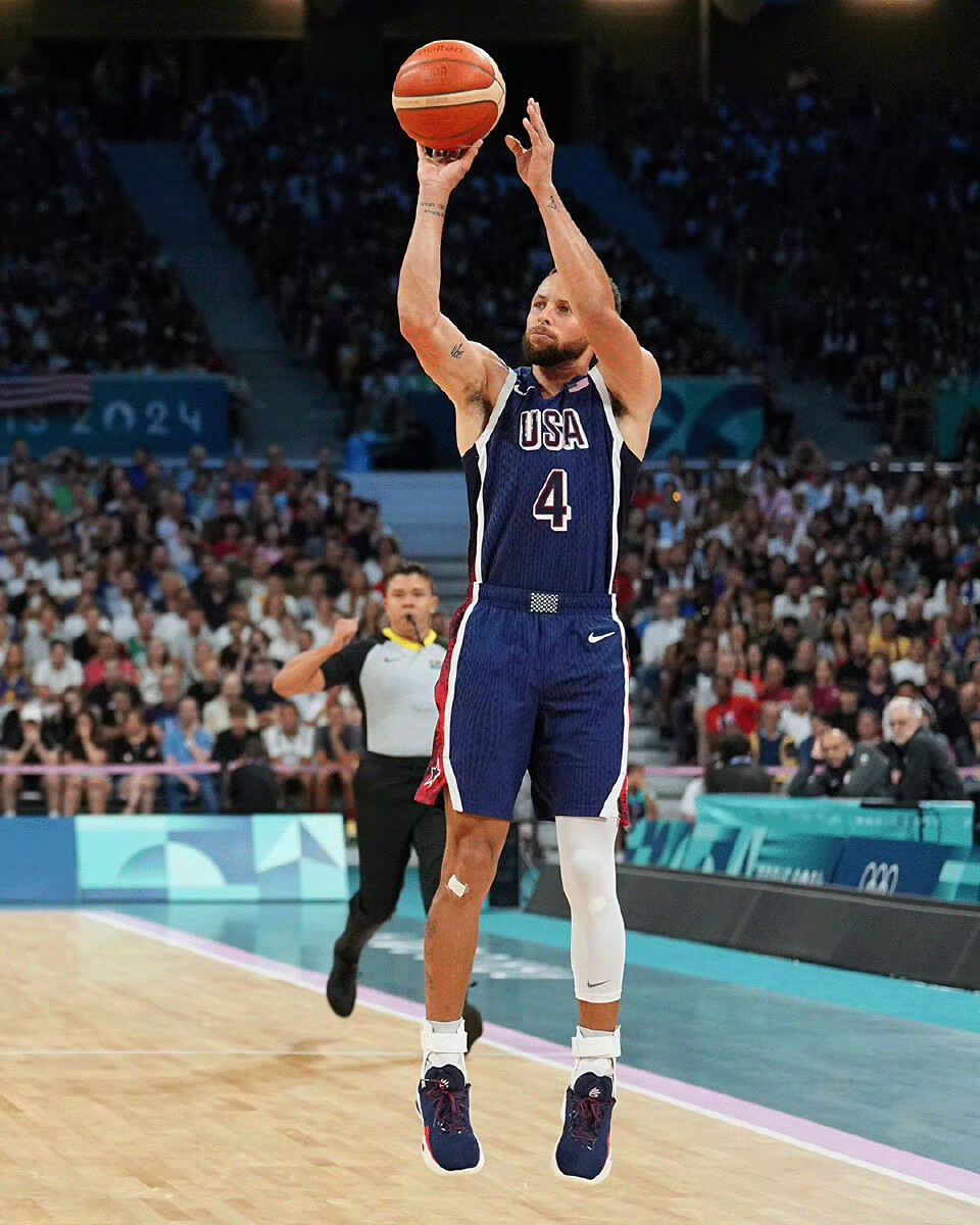 的中锋不仅 的中锋不仅