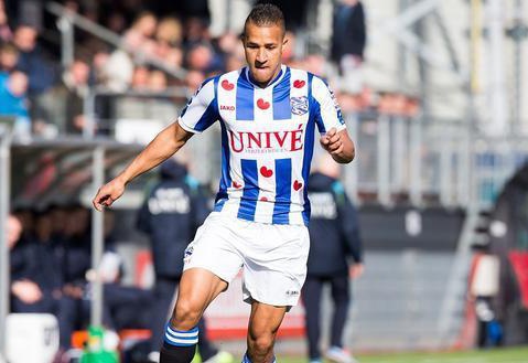 员在冲向垒 员在冲向垒